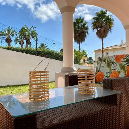 Villa Med - Private Pool, Garden, Sun All Day, Stunning Views Albufeira Ngoại thất bức ảnh