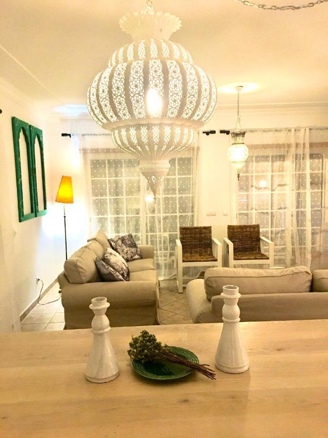 Villa Med - Private Pool, Garden, Sun All Day, Stunning Views Albufeira Ngoại thất bức ảnh